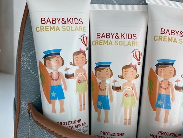 pol_pl_Organiczny-krem-przeciwsloneczny-dla-dzieci-SPF50-100-ml-0m-BUBBLE-CO-819_2.jpg