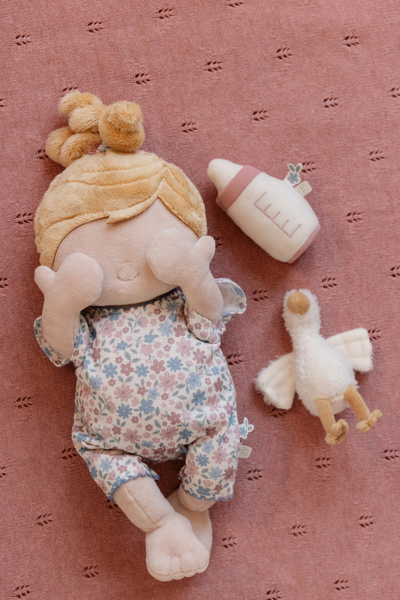 pol_pl_Little-Dutch-Lalka-Julia-40-cm-GRS-5799_1.jpg
