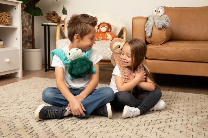 NoBatKidsWithHugaroundsFloor_1.webp
